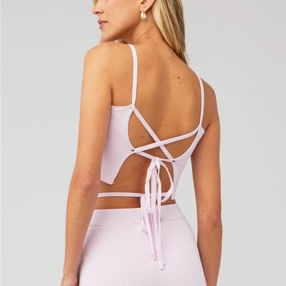 NWT Stylish Pink Ribbed Crop Top size M - Picture 3 of 5